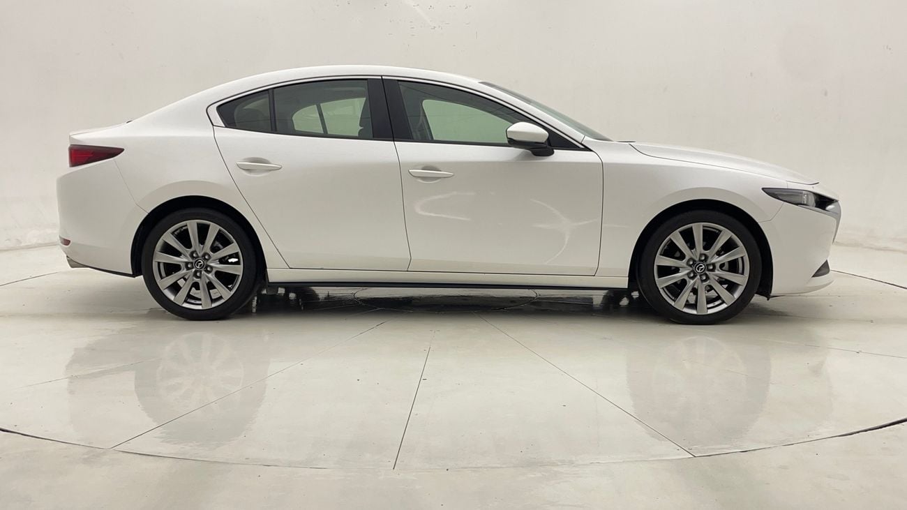 مازدا 3 EVOLVE 2 | بدون دفعة مقدمة | اختبار القيادة في المنزل