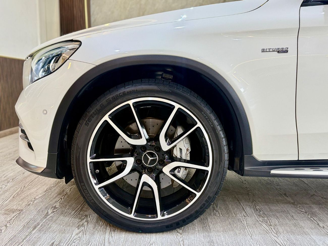 Mercedes-Benz GLC 43 AMG Coupe 3.0L (362 HP) MERCEDES GLC43 AMG Coupe II 2017 II FULL LOADED