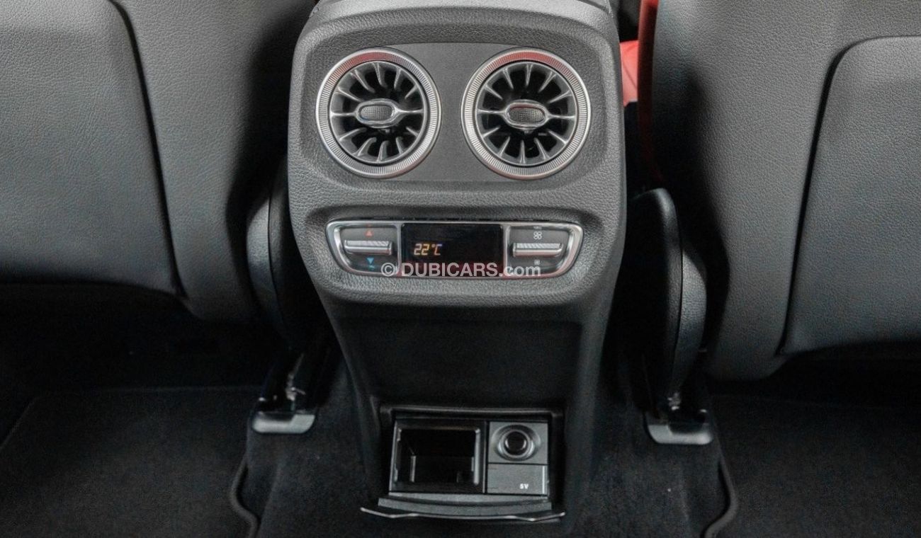 Mercedes-Benz G 63 AMG AMG Night Pack Carbon/GCC/2 years Warranty. Local Registration +5%