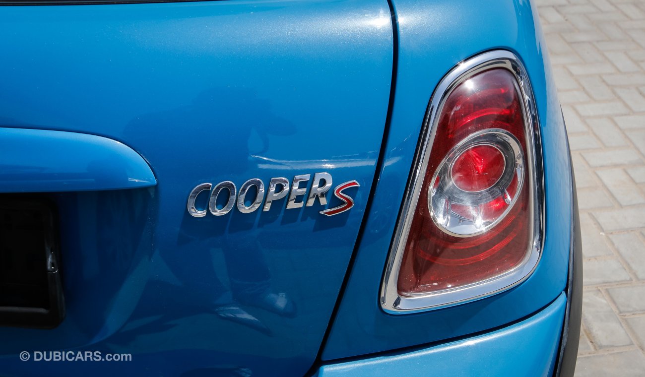 Mini Cooper S Special Edition (BAYS WATER)