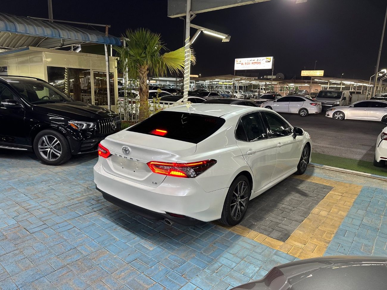 Toyota Camry XLE 2.5L