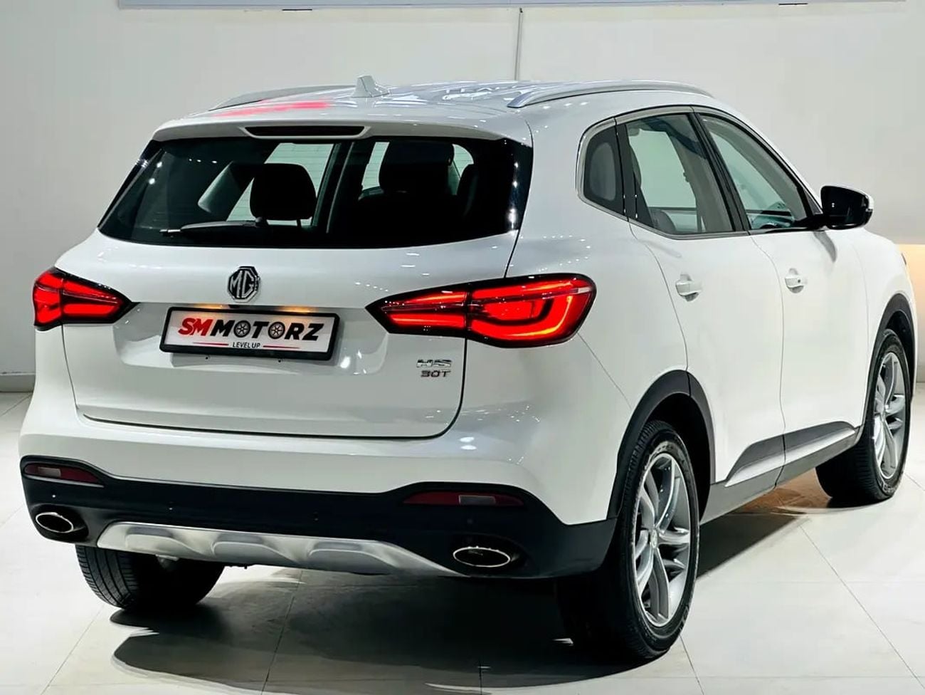 أم جي HS Comfort 2.0L