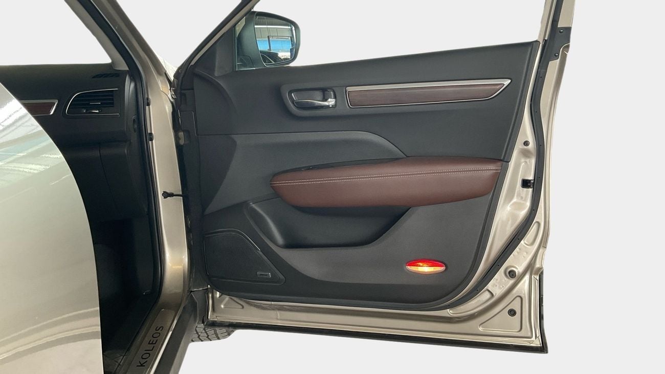 Renault Koleos 2.5L 170 LE NAVI 4WD CVT | Guaranteed Warranty | 0 Down Payment