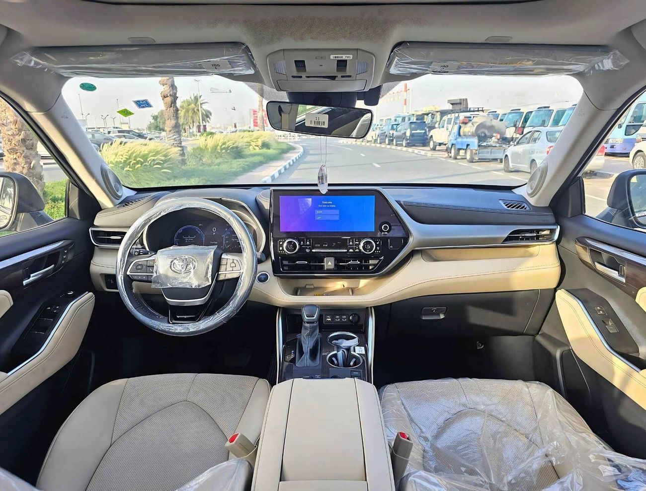 تويوتا هايلاندر 2.5L V4 HYBRID / LIMITED FULL OPTION / PANORAMAIC / JBL SPEAKERS (CODE # 67997)