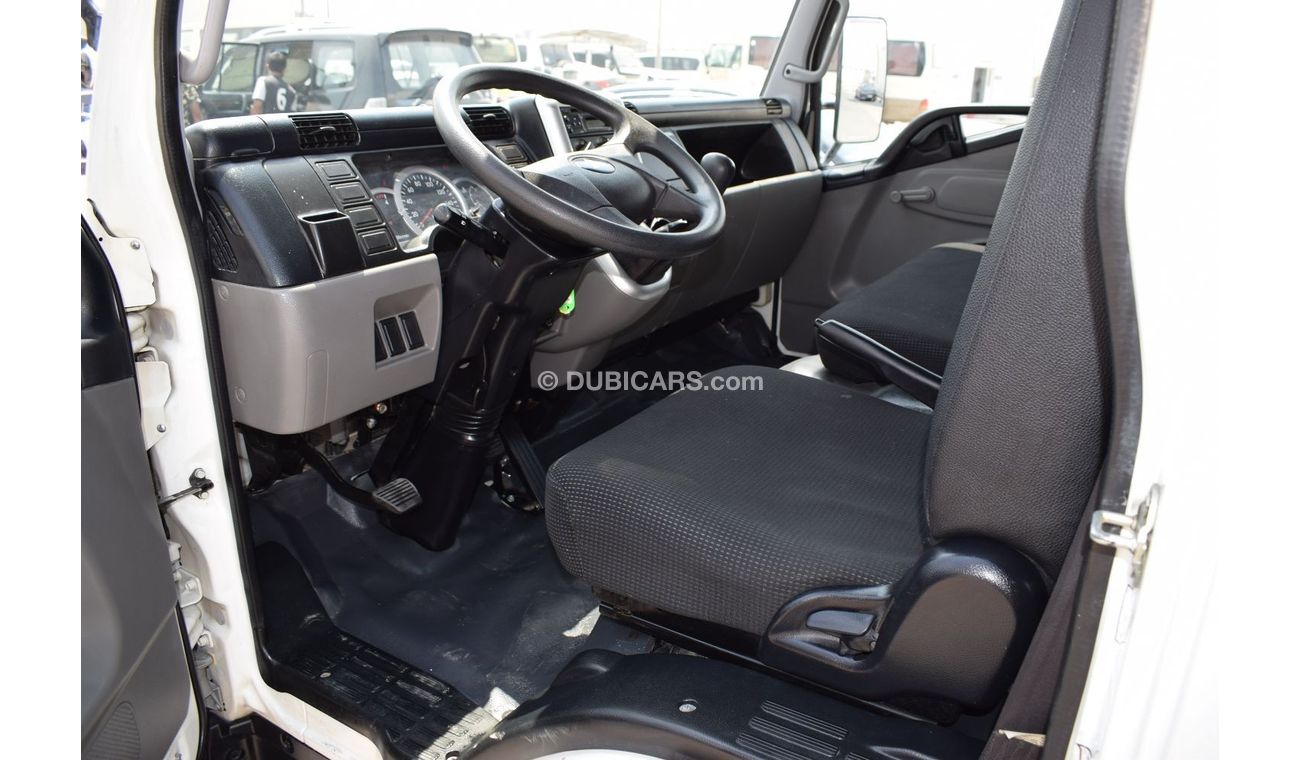 ميتسوبيشي فوسو كانتير Mitsubishi Canter D/c pick up, model:2017. Free of accident with low mileage