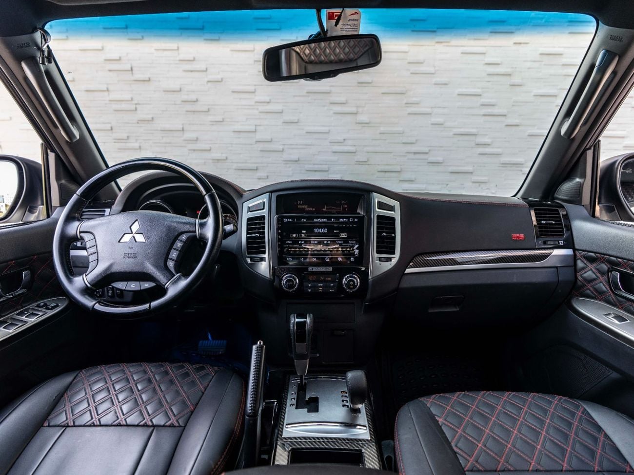 Mitsubishi Pajero GLS 3.5L (189 HP)