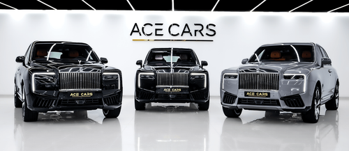 Rolls-Royce Cullinan Black Badge STOCK 4 Seats FULL