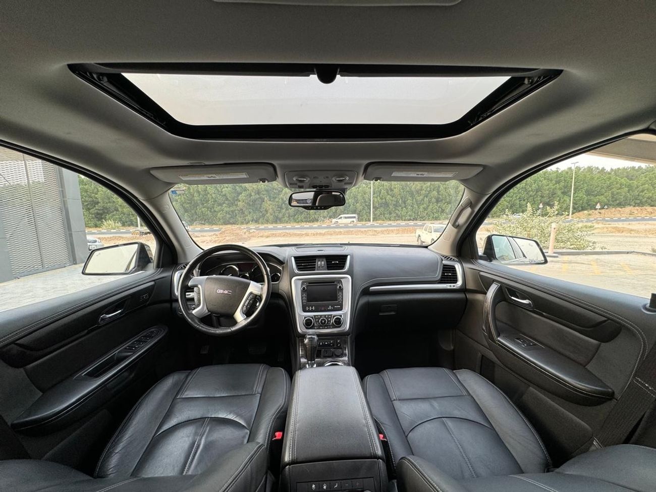 GMC Acadia SLT GMC ACADIA 2016 MODEL GCC