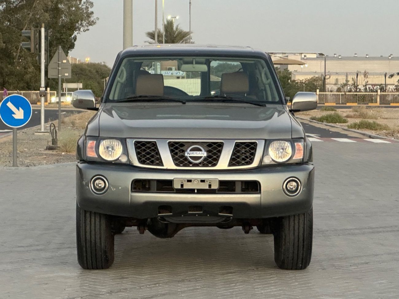 Nissan Patrol Super Safari MODEL 2019 GCC CAR PERFECT CONDITION INSIDE AND OUTSIDE FULL OPTION SUN ROO