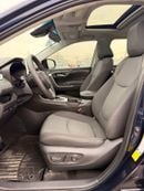 Toyota RAV4 XLE 2.5L  4X4 Sunroof, push start full option