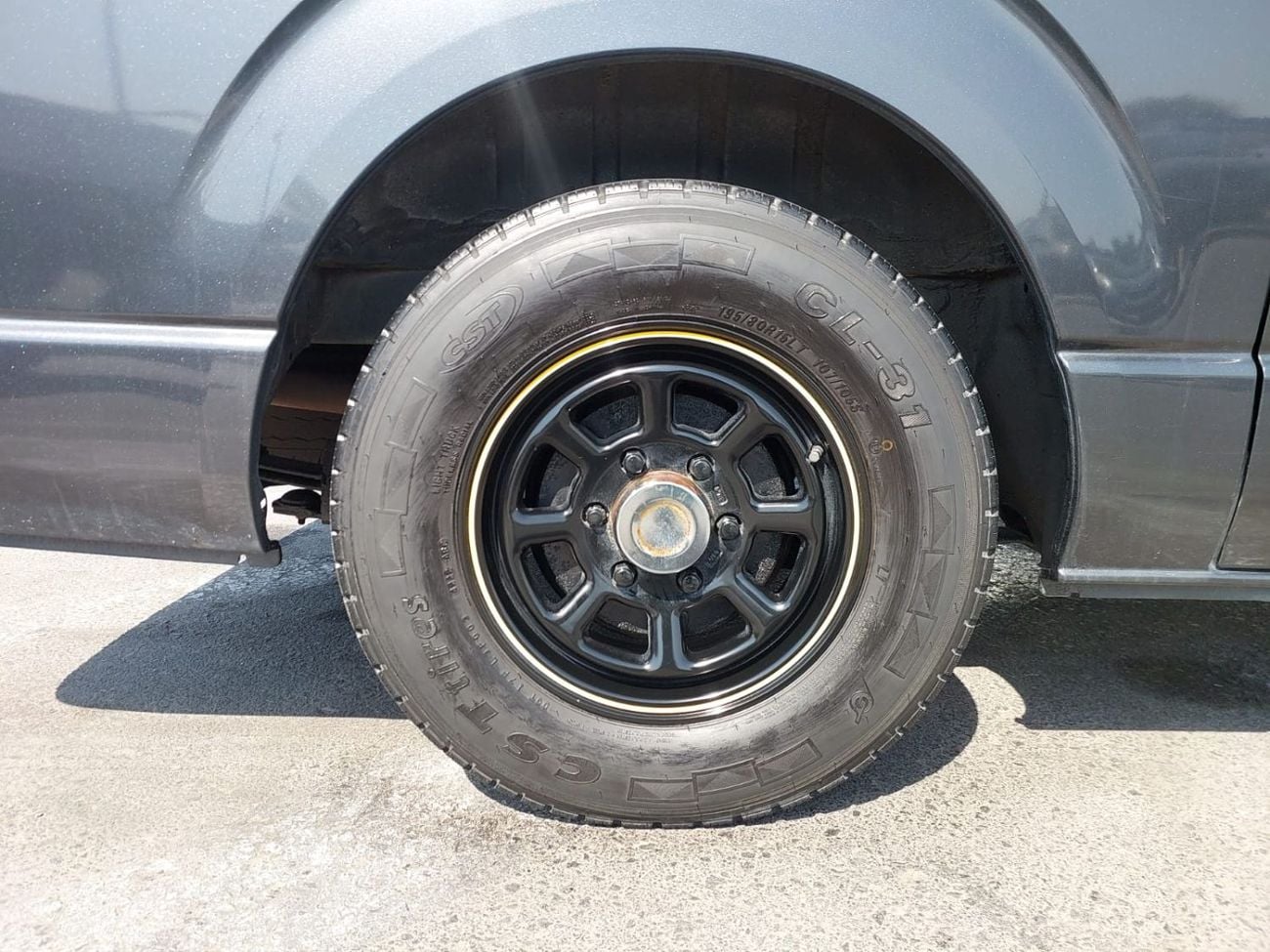 تويوتا هاياس (RAMADAN OFFER) TOYOTA HIACE VAN RHD 2005 MODEL 2.0 L PETROL AUTOMATIC(PM26783)