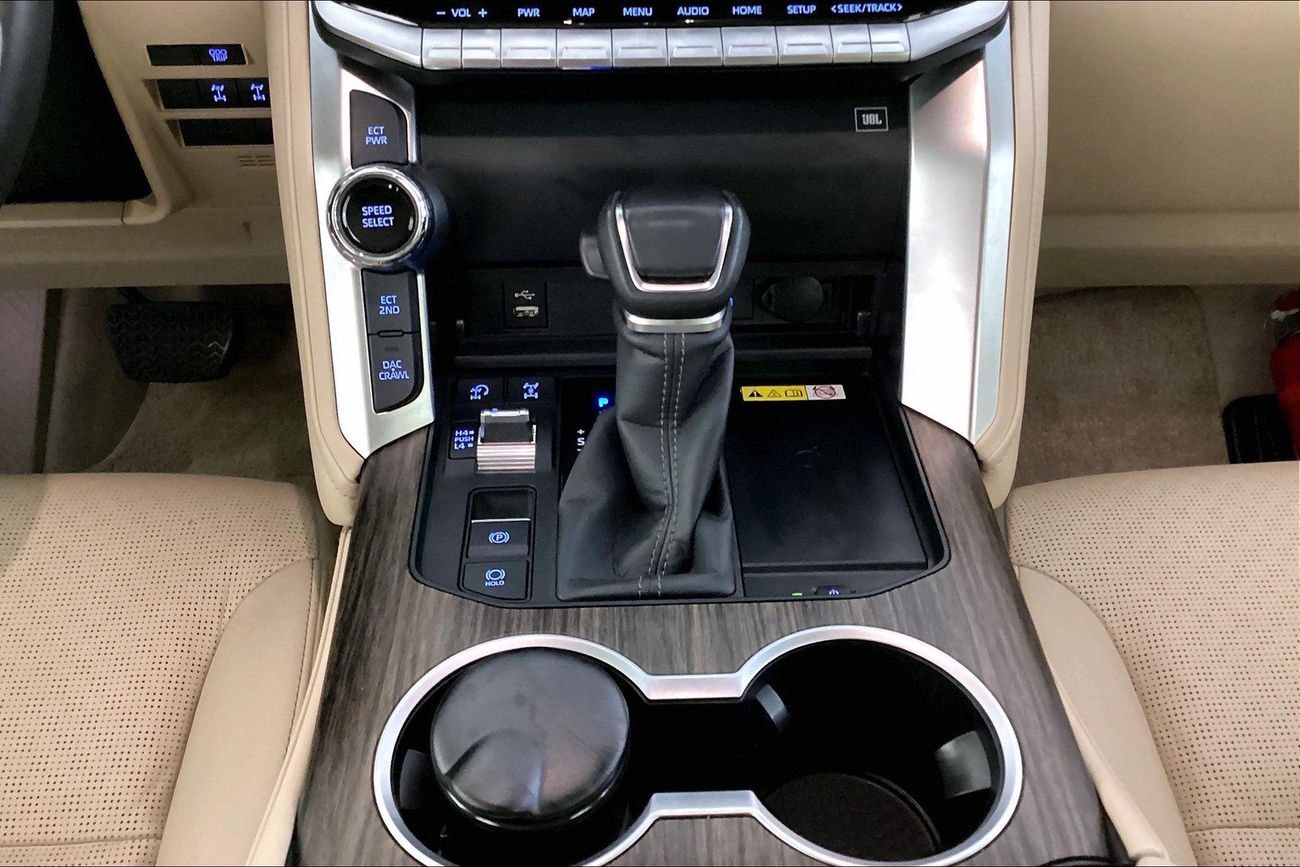 Toyota Land Cruiser VXR | Guaranteed Warranty | 0 Down Payment