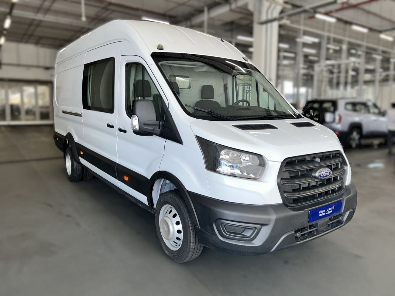 فورد ترانزت TVE4523 TRANSIT / AL TAYER MOTORS AL QOUZ SHOWROOM