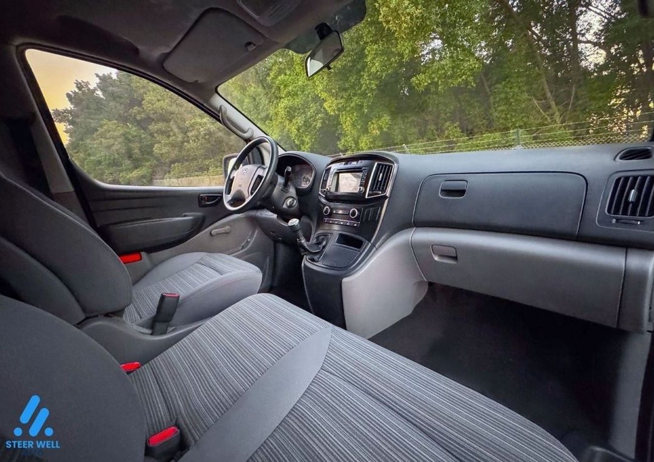 Hyundai H-1 Cargo Van 2.5L RWD MT Diesel / Well Maintained / GCC / Book now!