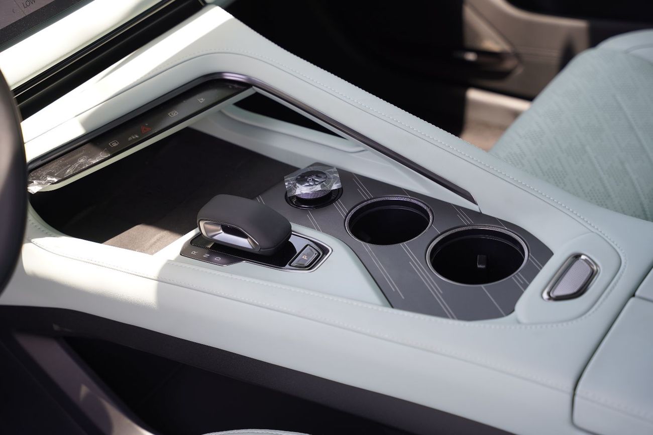 زيكر 001 2025 ZEEKR 001 Single-Motors100 kw/h Long Rang RWD Green 0Km