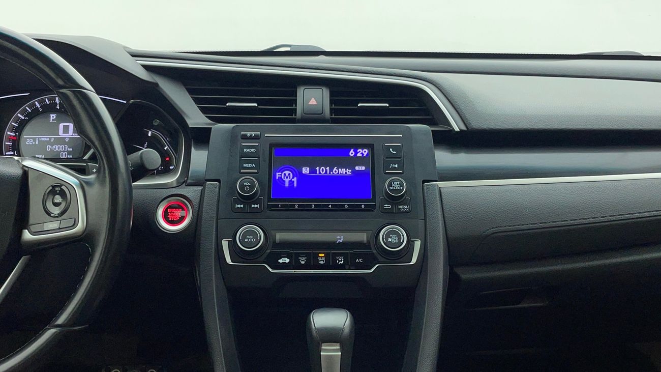 هوندا سيفيك LX SPORT 1.6 | بدون دفعة مقدمة | اختبار القيادة في المنزل