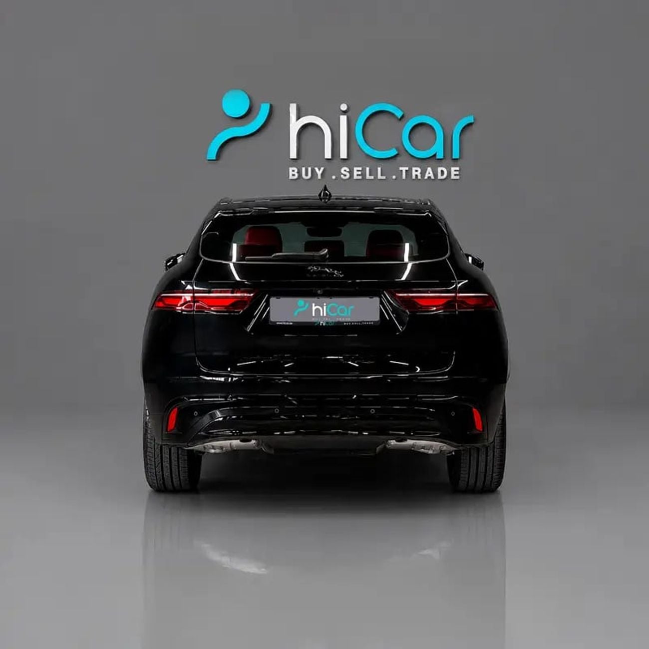 Jaguar F-PACE R-DYNAMIC SE P250 3,449 P.M • 0% Downpayment • R-Dynamic SE • Agency Warranty and Service Package
