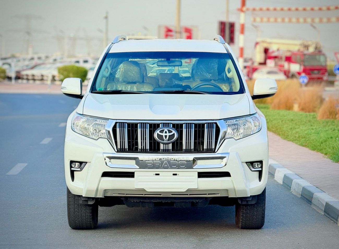 تويوتا برادو 2019 TX-L V4 2.7L Full Option Very Clean and Perfect Condition