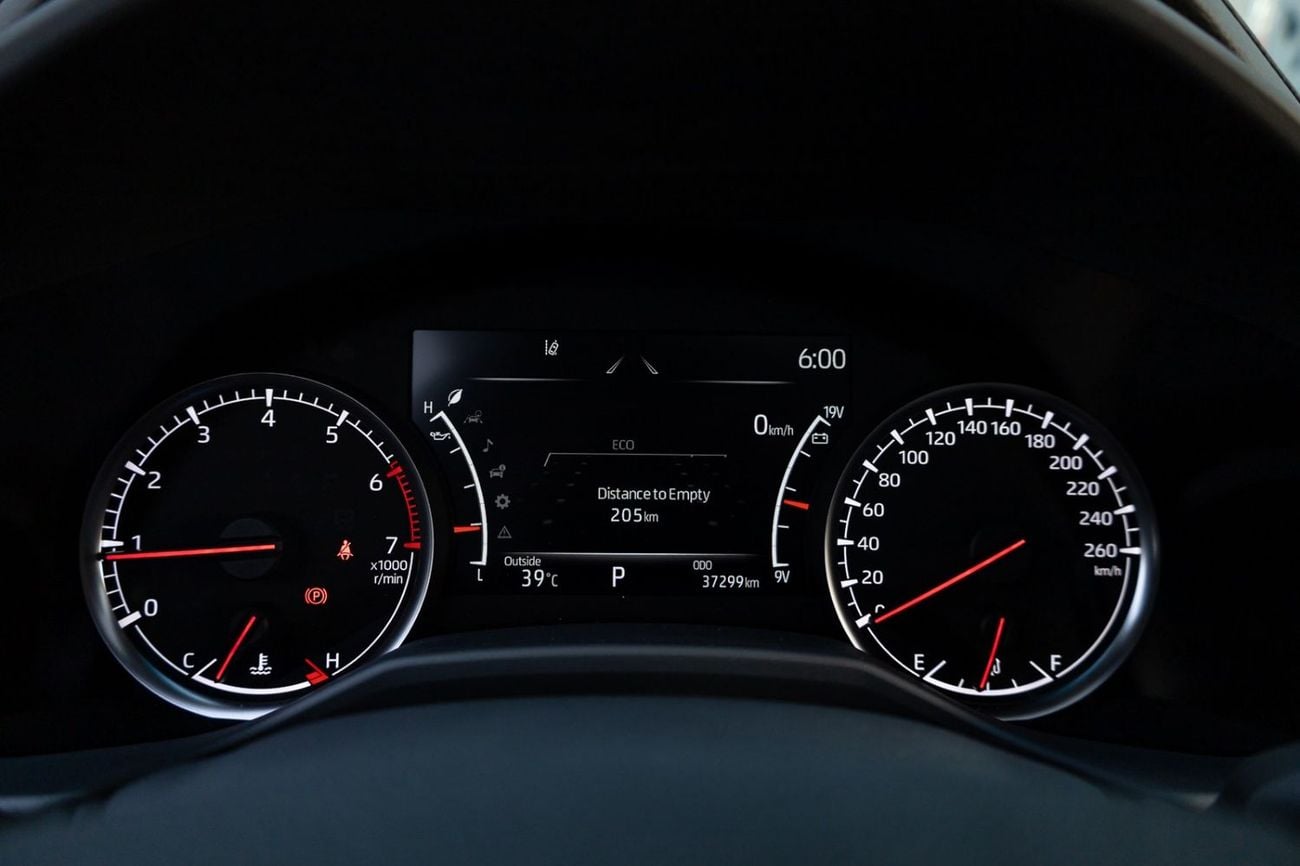 تويوتا لاند كروزر VXR