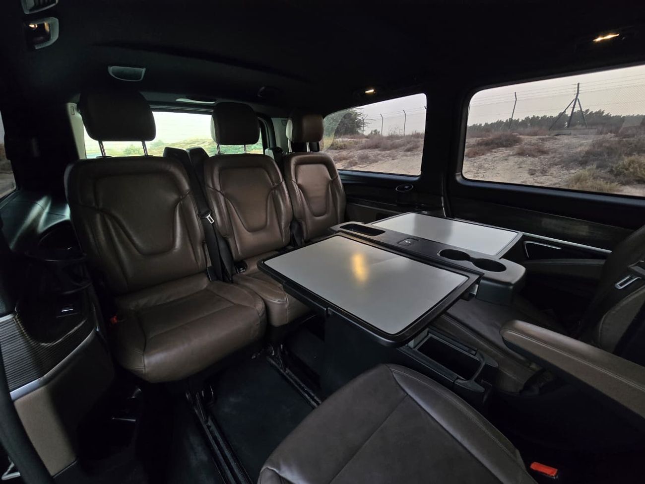 Mercedes-Benz V 250 Std 2.1L MERCEDES V-250 2020 GCC // 2KEYS // FULL OPITION // PERFECT CONDITION