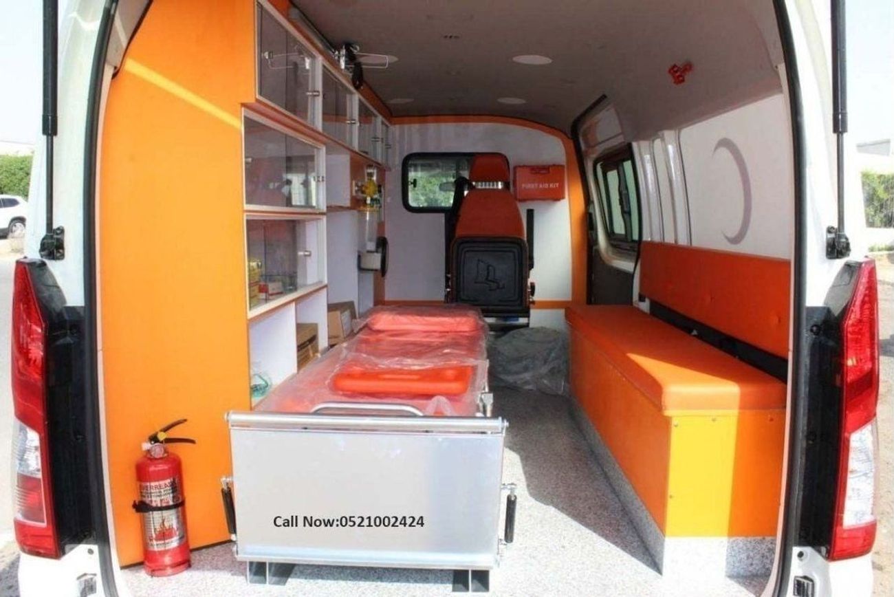 تويوتا هاياس New Toyota Hiace New Shape Automatic Ambulance Diesel Model 2023 2.8L Engine