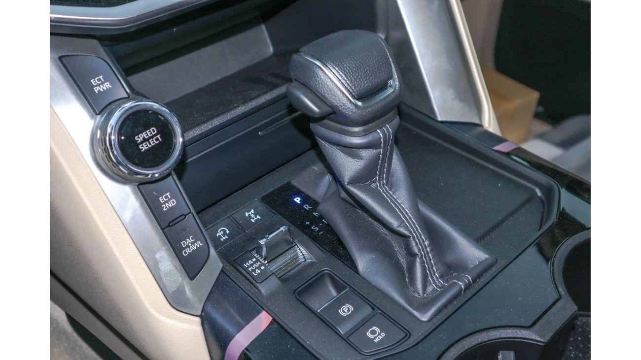 تويوتا لاند كروزر Toyota Land Cruiser GXR 4.0L 2024 model