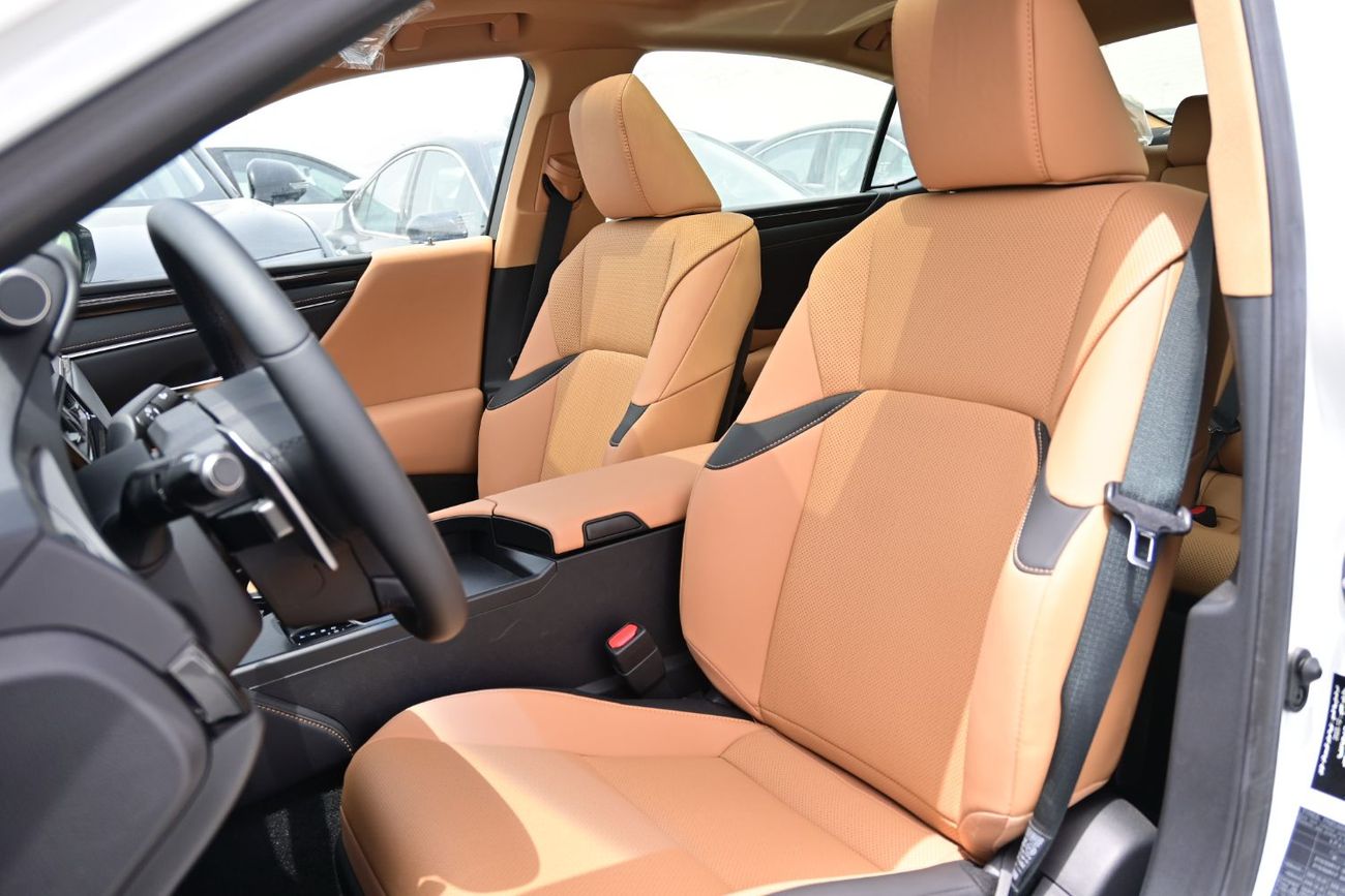 لكزس ES300h Lexus ES300h 2.5L Hybrid Model 2023, Color White