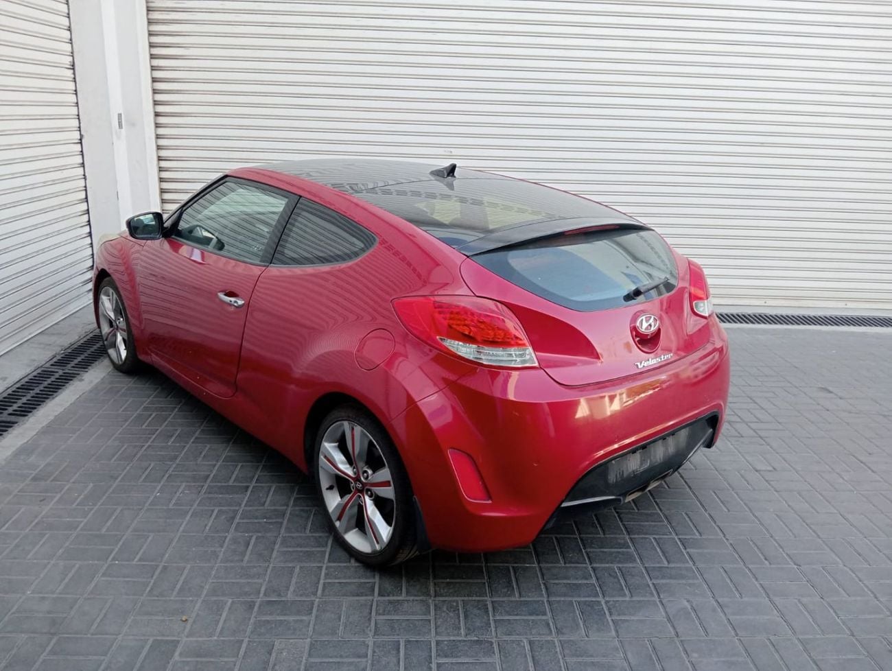 Hyundai Veloster TOP