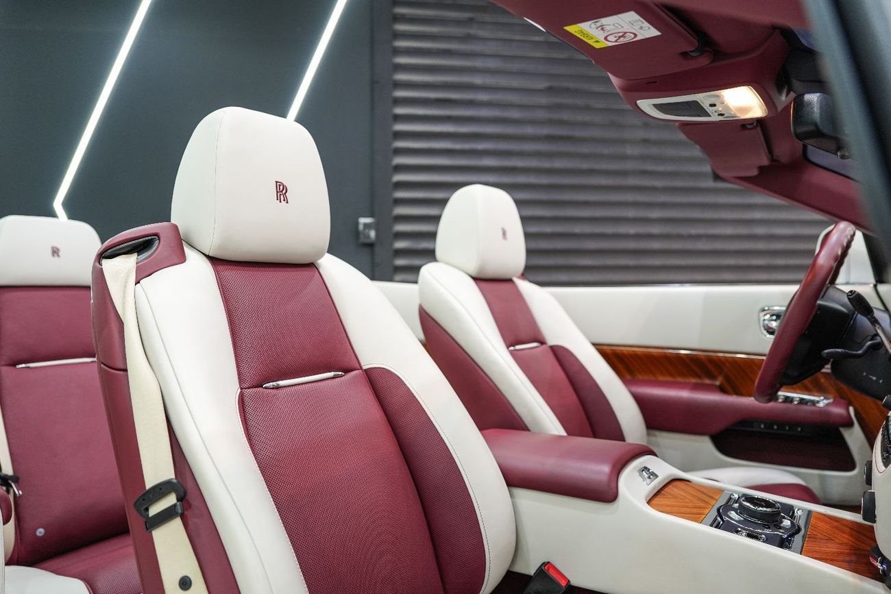 Rolls-Royce Dawn Two-Tone Interior, Full Canadel Panelling, Dealer Warranty Till 20/10/2027!!