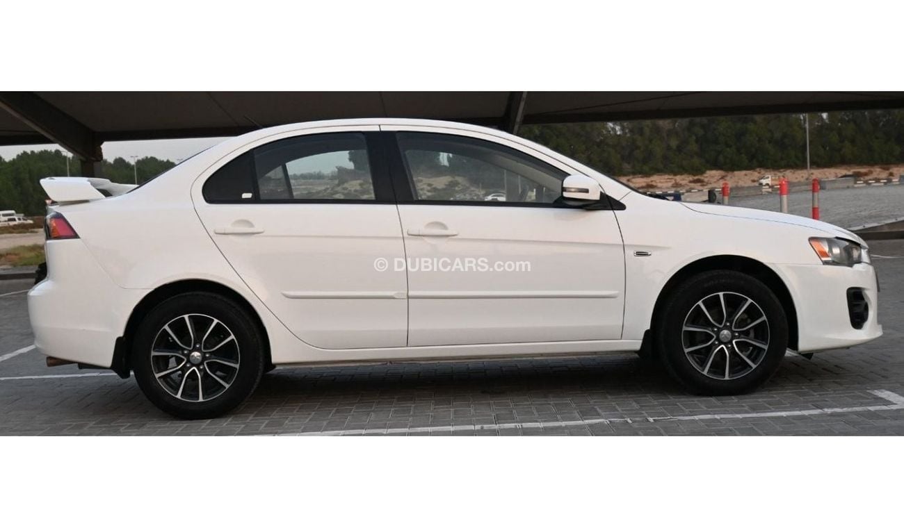 Mitsubishi Lancer 2016 very good condition without accident