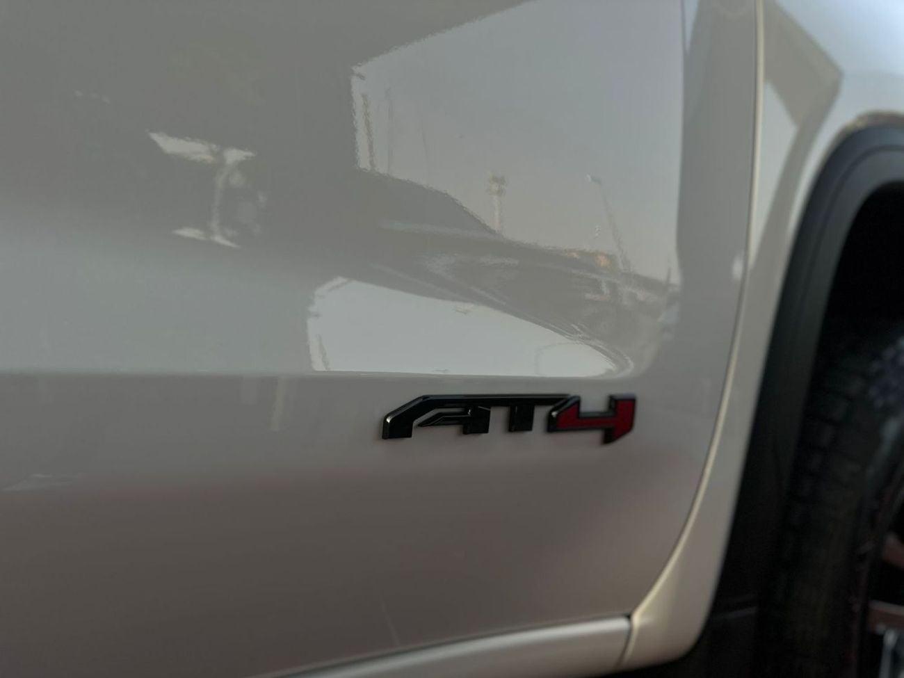 GMC Sierra 6.2L - V8 - 420 hp and 460 lb-ft torque