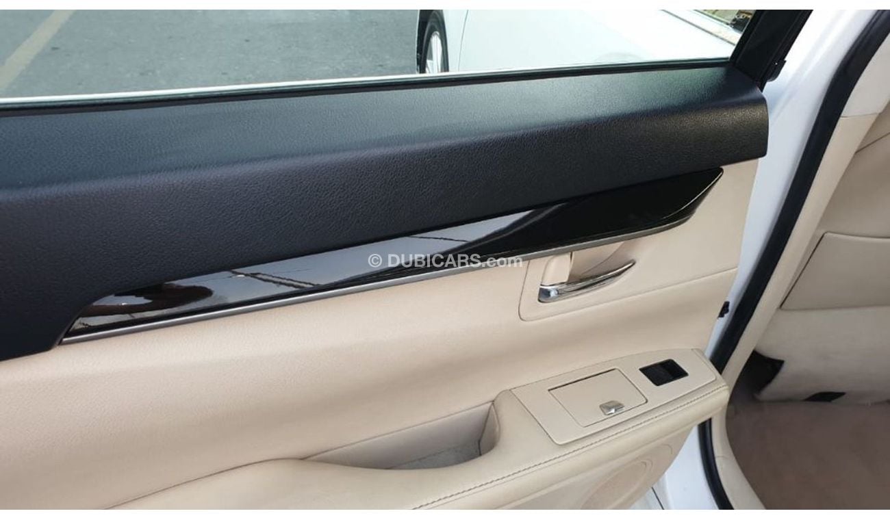 Lexus ES 330 Lexus ES350 a model 2015