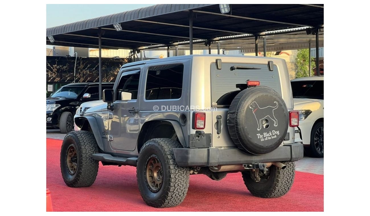 جيب رانجلر جيب رانجلر سبورت موديل : 2013 الممشي : 135,000 كم السعر : 49.000 درهم  قير عادي V6/3.6L  مواصفات خلي