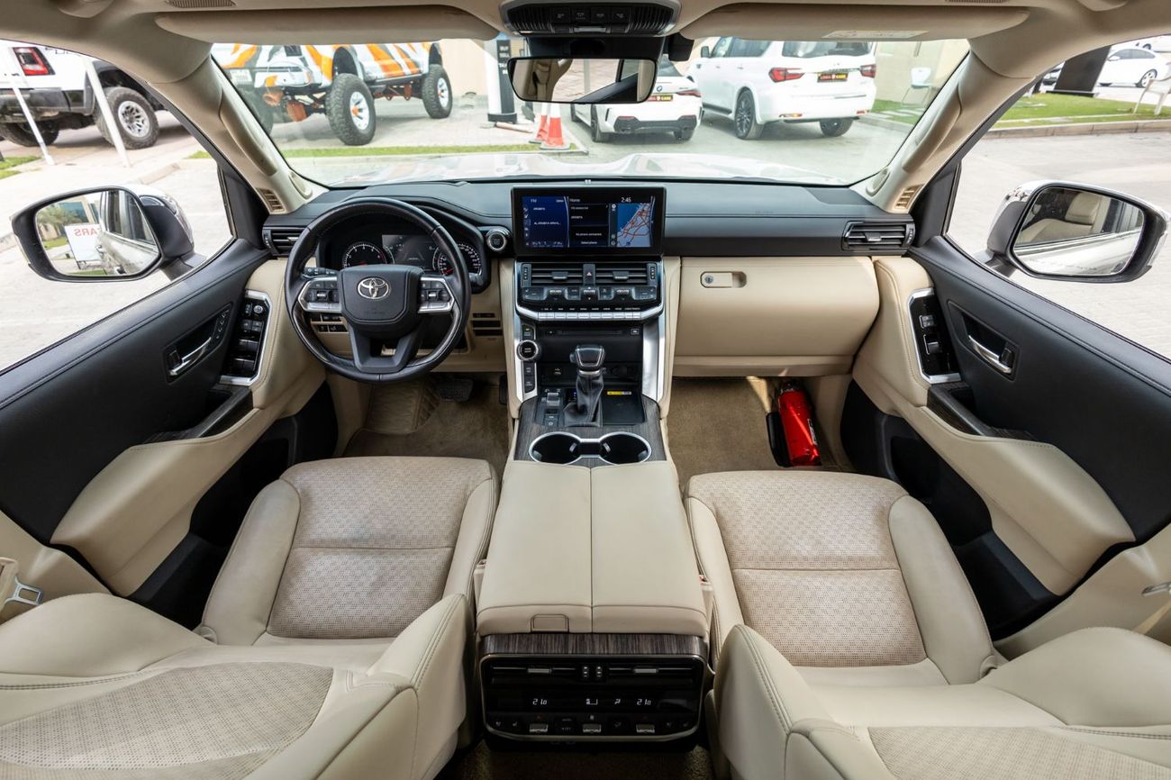 تويوتا لاند كروزر VXR 3.5L