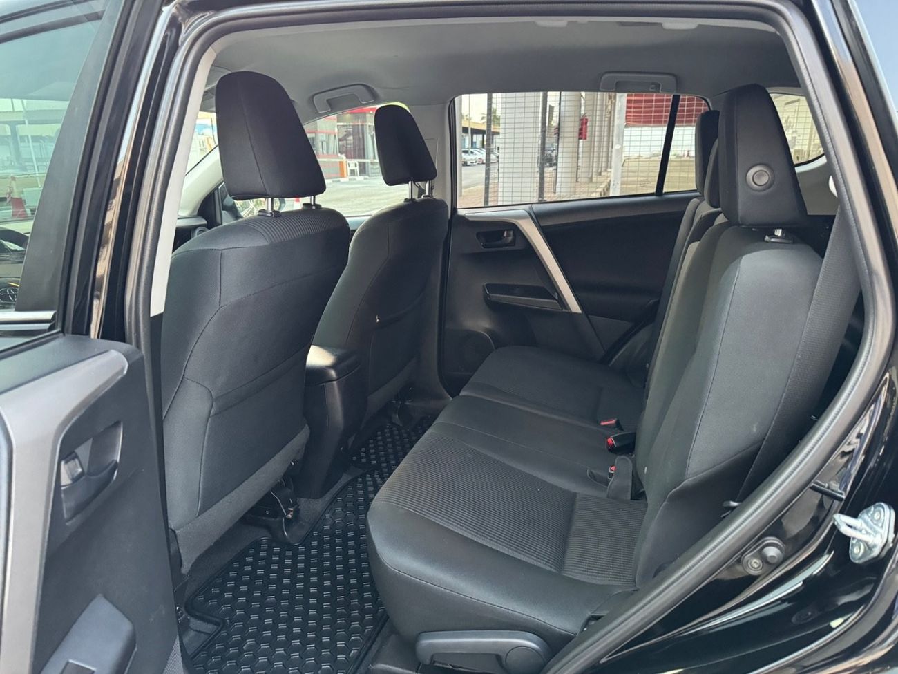 Toyota RAV4 2016 KEY START 4x4 - 2.5L CANADA SPEC