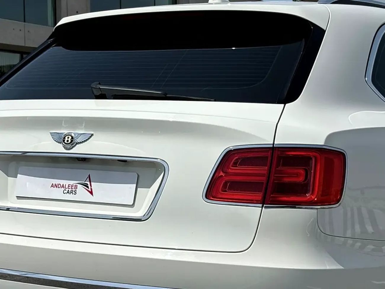 Bentley Bentayga LP-640 ROADSTER Bentayga 4.0T AED 4,640 P.M | 0% DOWN PAYMENT | BENTLEY BENTAYGA V8 | 4.0L V8 | 2020