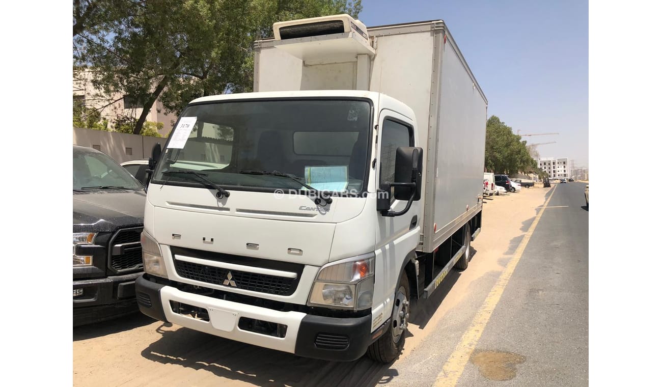 Mitsubishi Fuso Canter 4.0L V6 Diesel Engine , Manual , Temperature 0 TO +5 Degrees, Ampex Chiller, 16 Foot Long Chassis