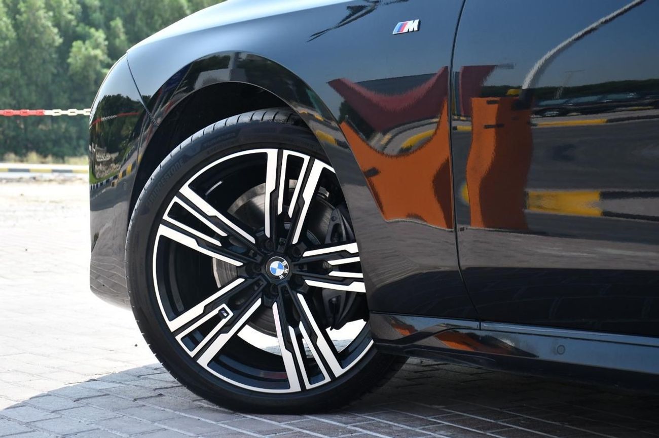 BMW 735 BMW 735i M KIT 2024 GCC FULL