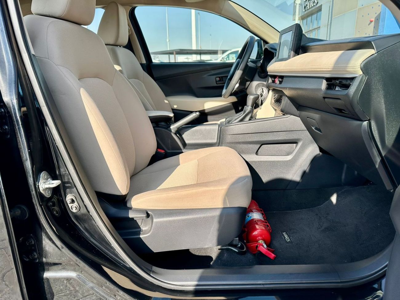 تويوتا يارس 1.5L E