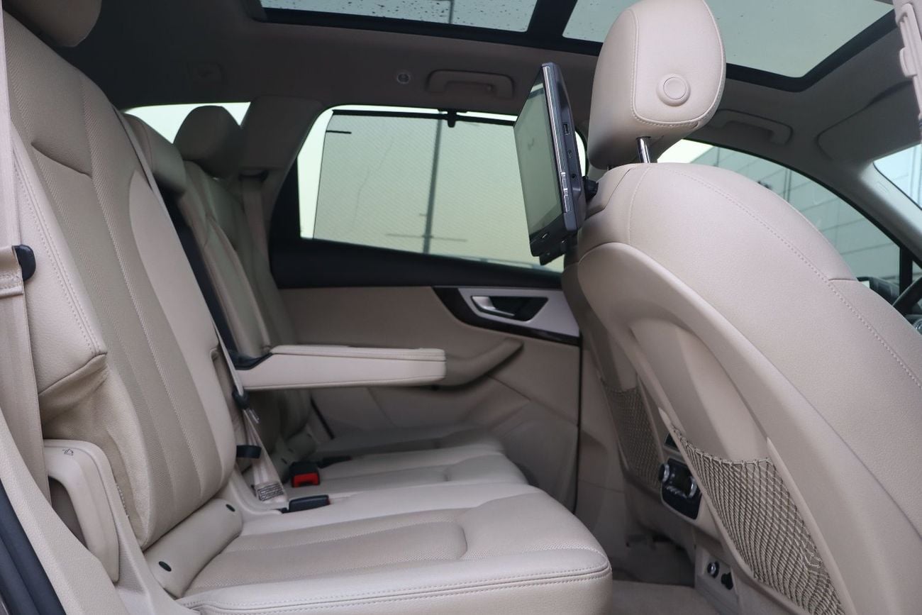 أودي Q7 55 TFSI
