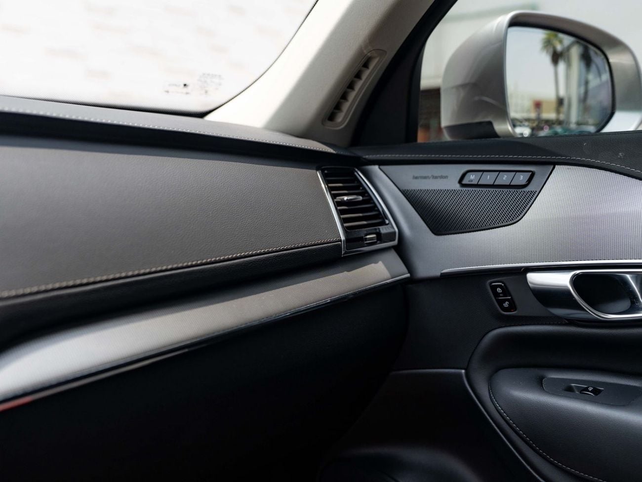 فولفو XC 90 ULTIMATE BRIGHT Volvo XC90 B5 2023