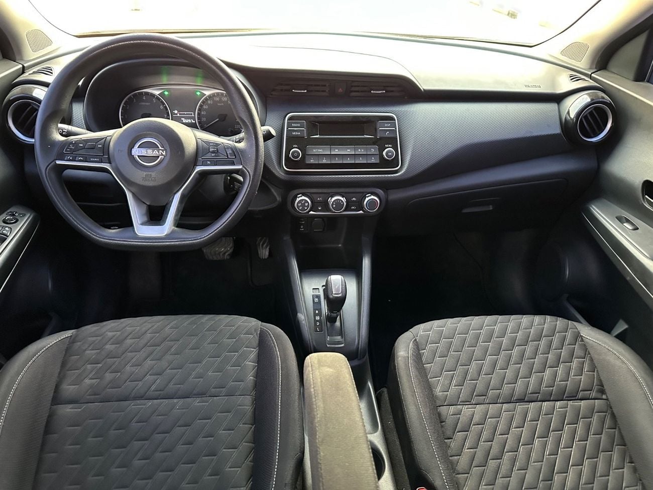 Nissan Kicks SV