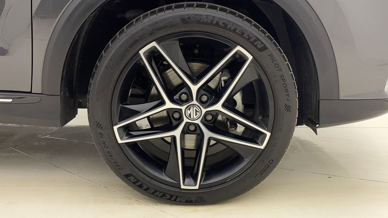 MG RX5 LUXURY 1.5 | Zero Down Payment | Home Test Drive