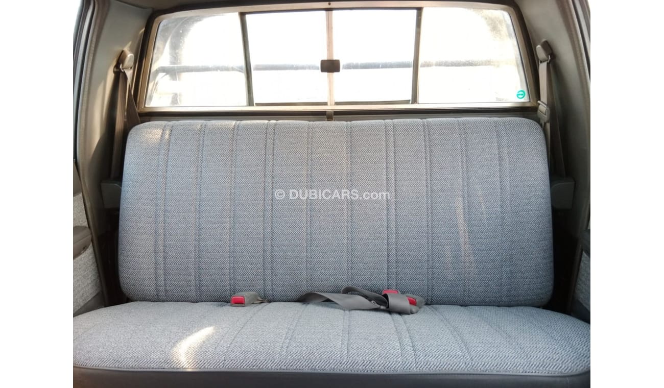 Toyota Hilux TOYOTA HILUX PICK UP RIGHT HAND DRIVE(PM1695)