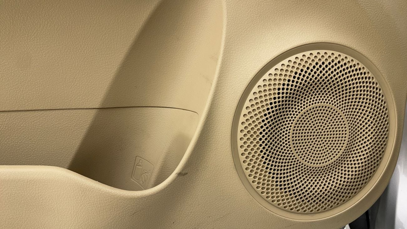 تويوتا يارس SE 1.5 | بدون دفعة مقدمة | اختبار القيادة في المنزل