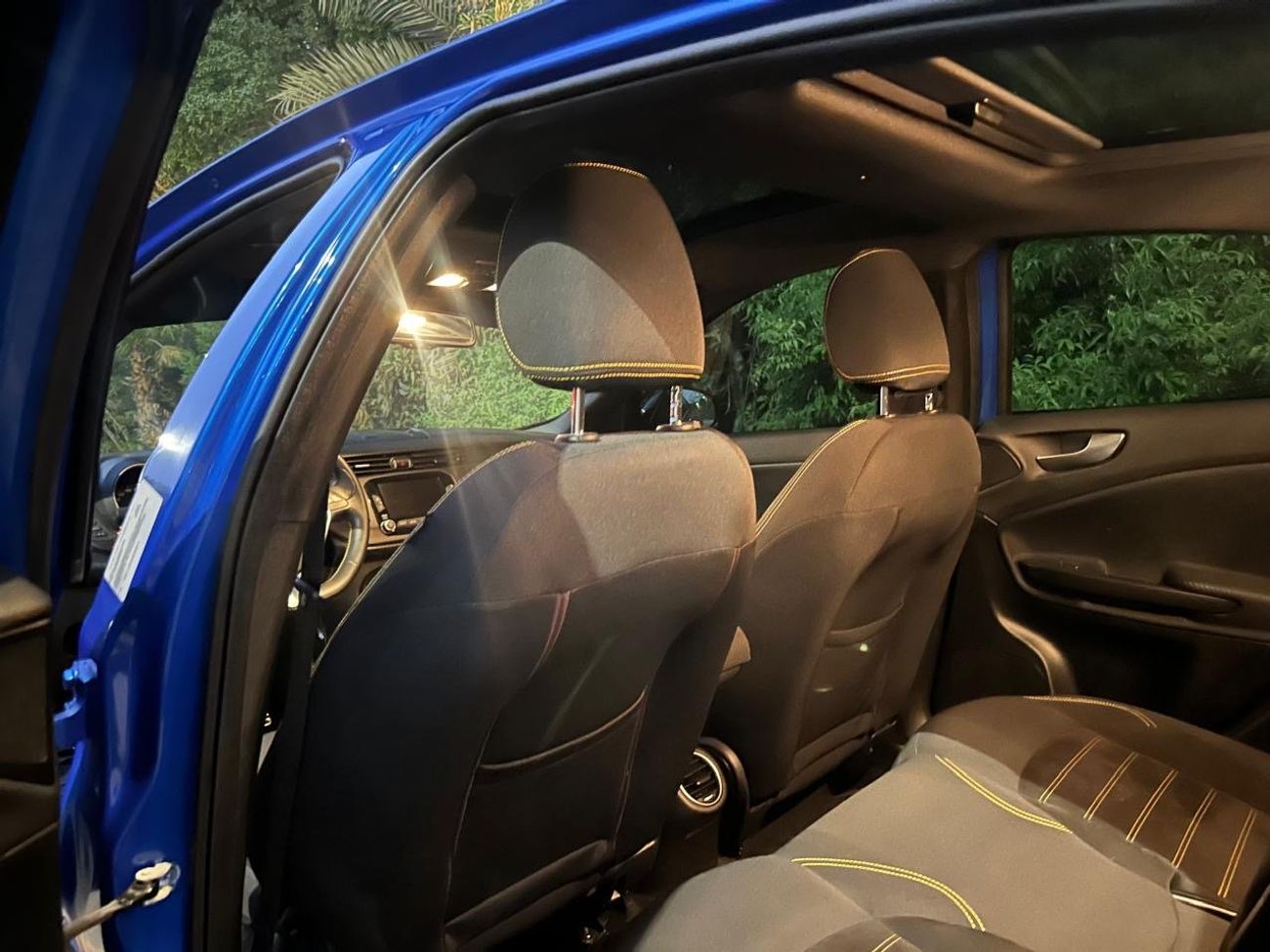 ألفا روميو جوليتا Veloce 2021 – GCC Specs – 1.75L 4-Cylinder 241 HP – Perfect Condition