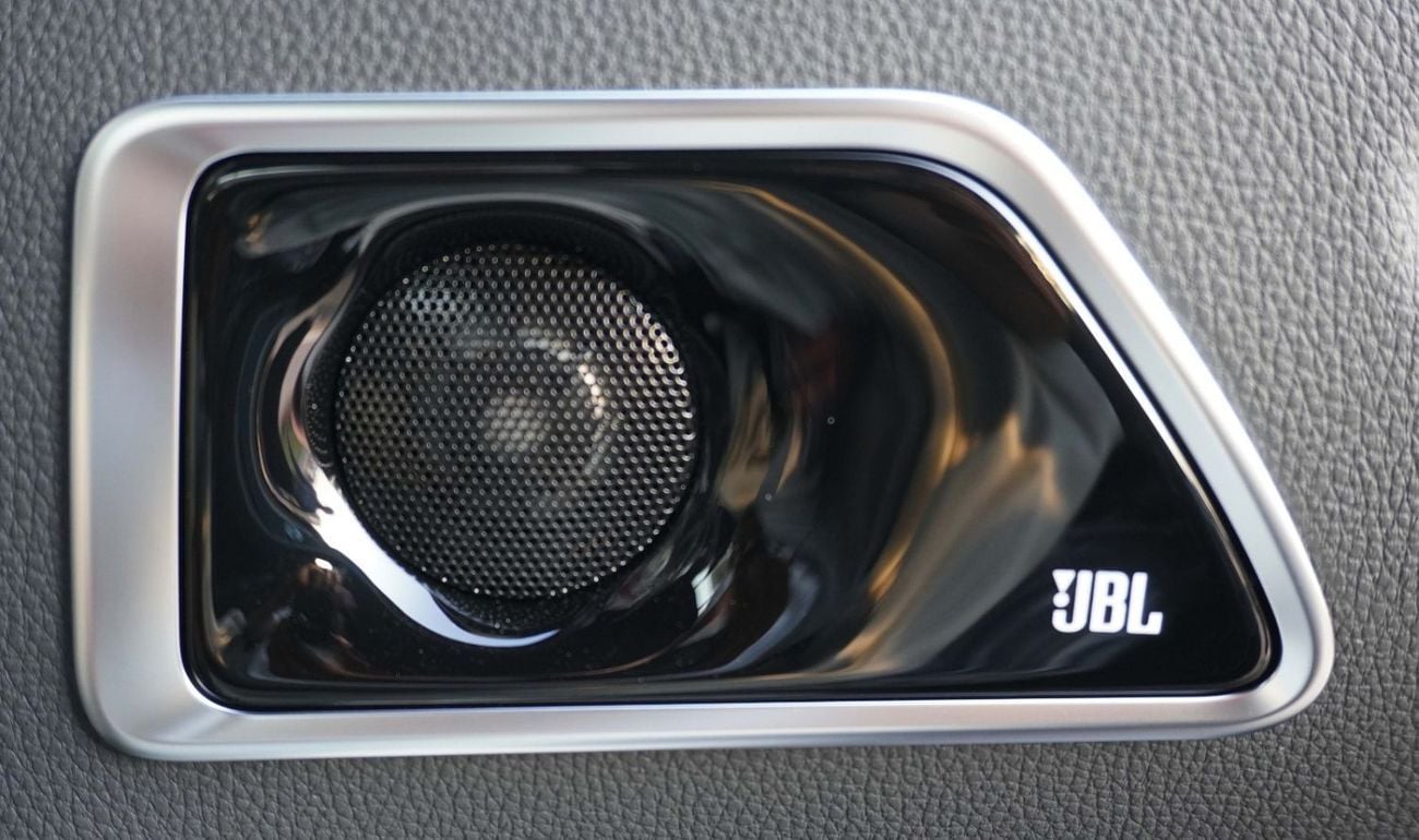 Toyota Land Cruiser 3.5T VXR Hybrid