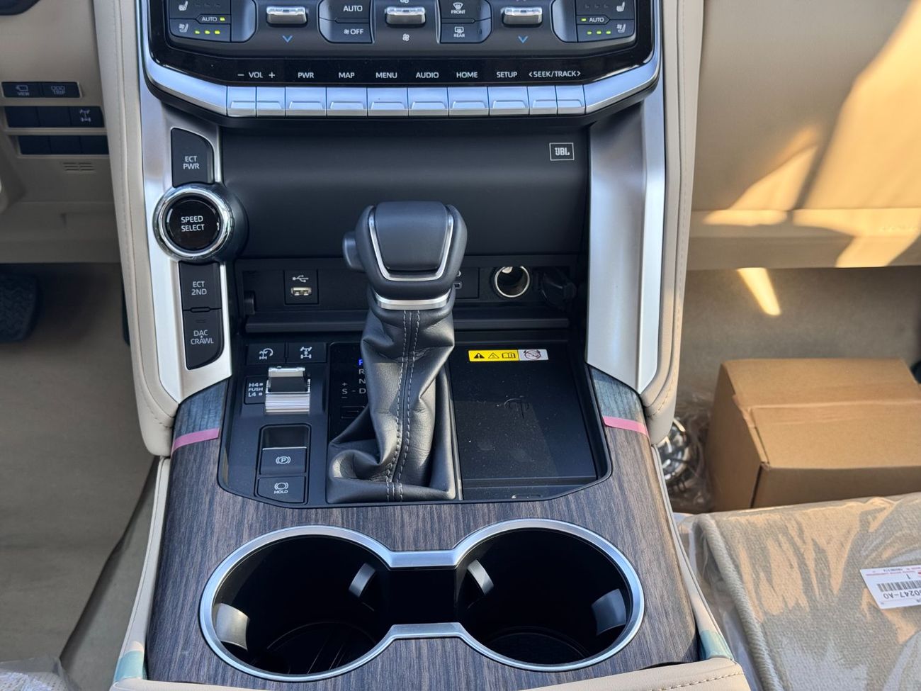 تويوتا لاند كروزر VX 3.5L