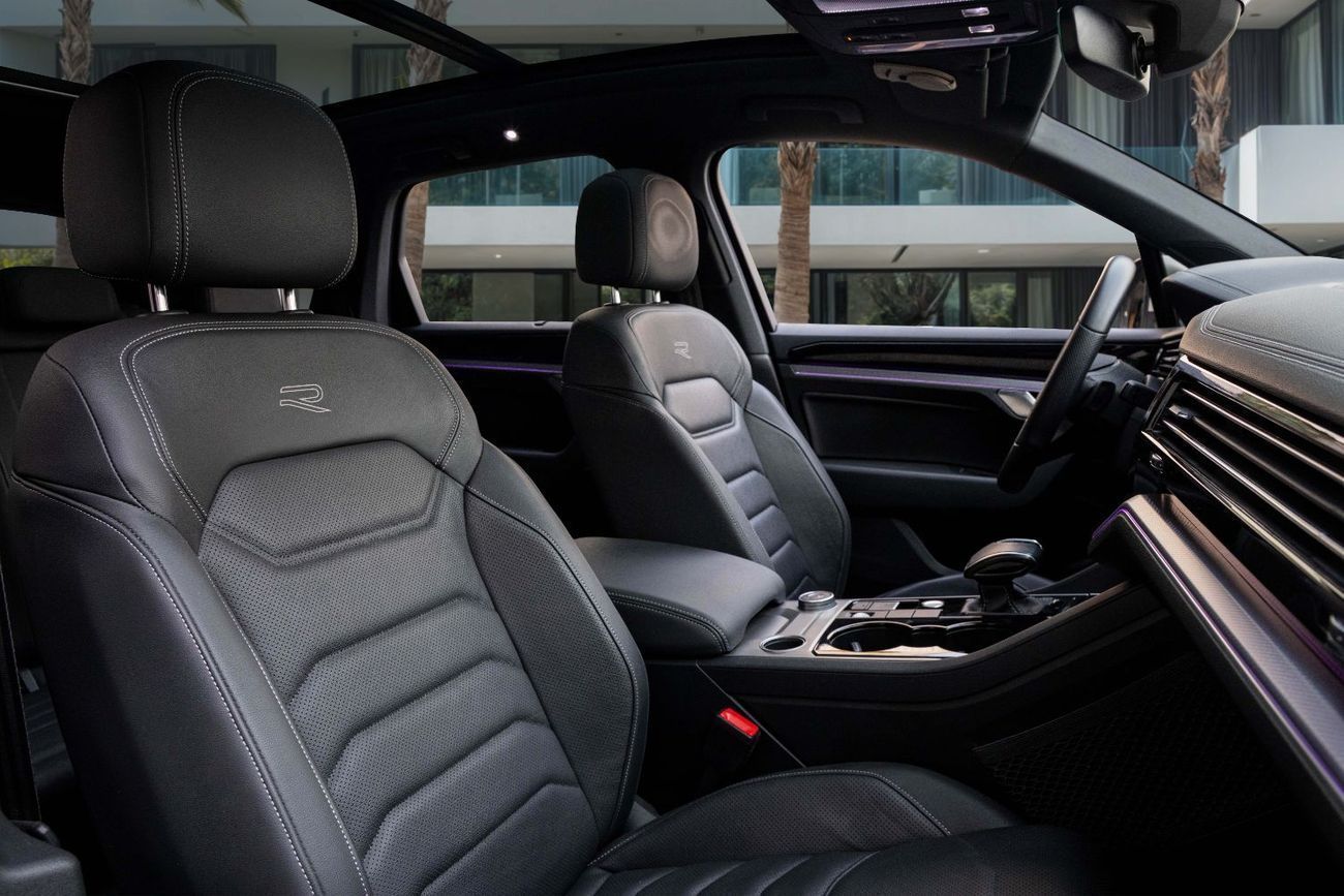 Volkswagen Touareg R-Line | 4,171 P.M | 0% Downpayment | WARRANTY!