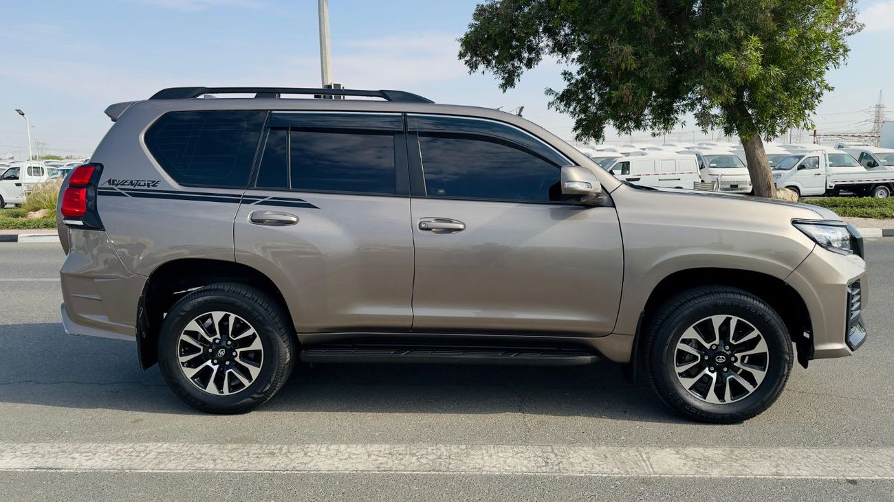 تويوتا برادو LIMGENE BODY KIT INSTALLED | SUNROOF | 2.8L DIESEL ENGINE | 2018